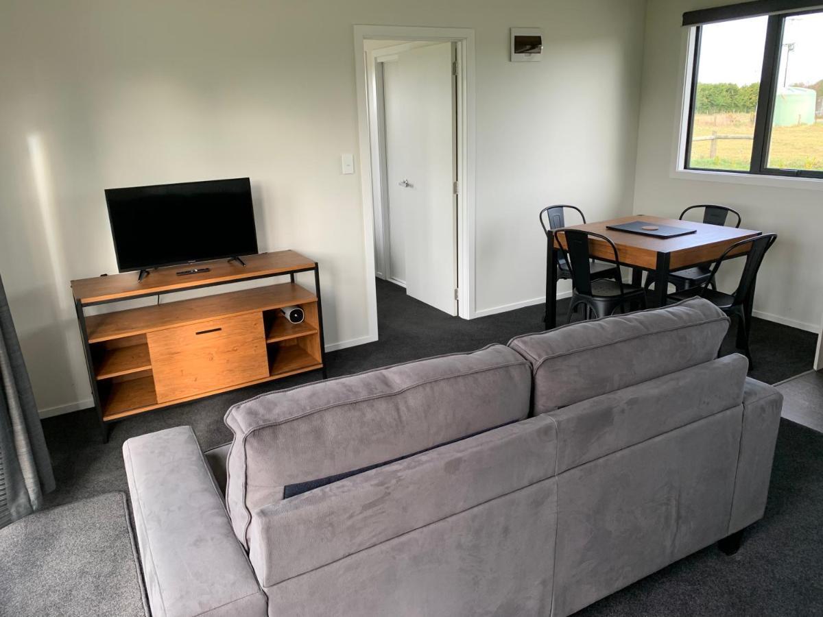 Oxford - Under The Mountains 1-Bedroom Guesthouse Burnt Hill Εξωτερικό φωτογραφία