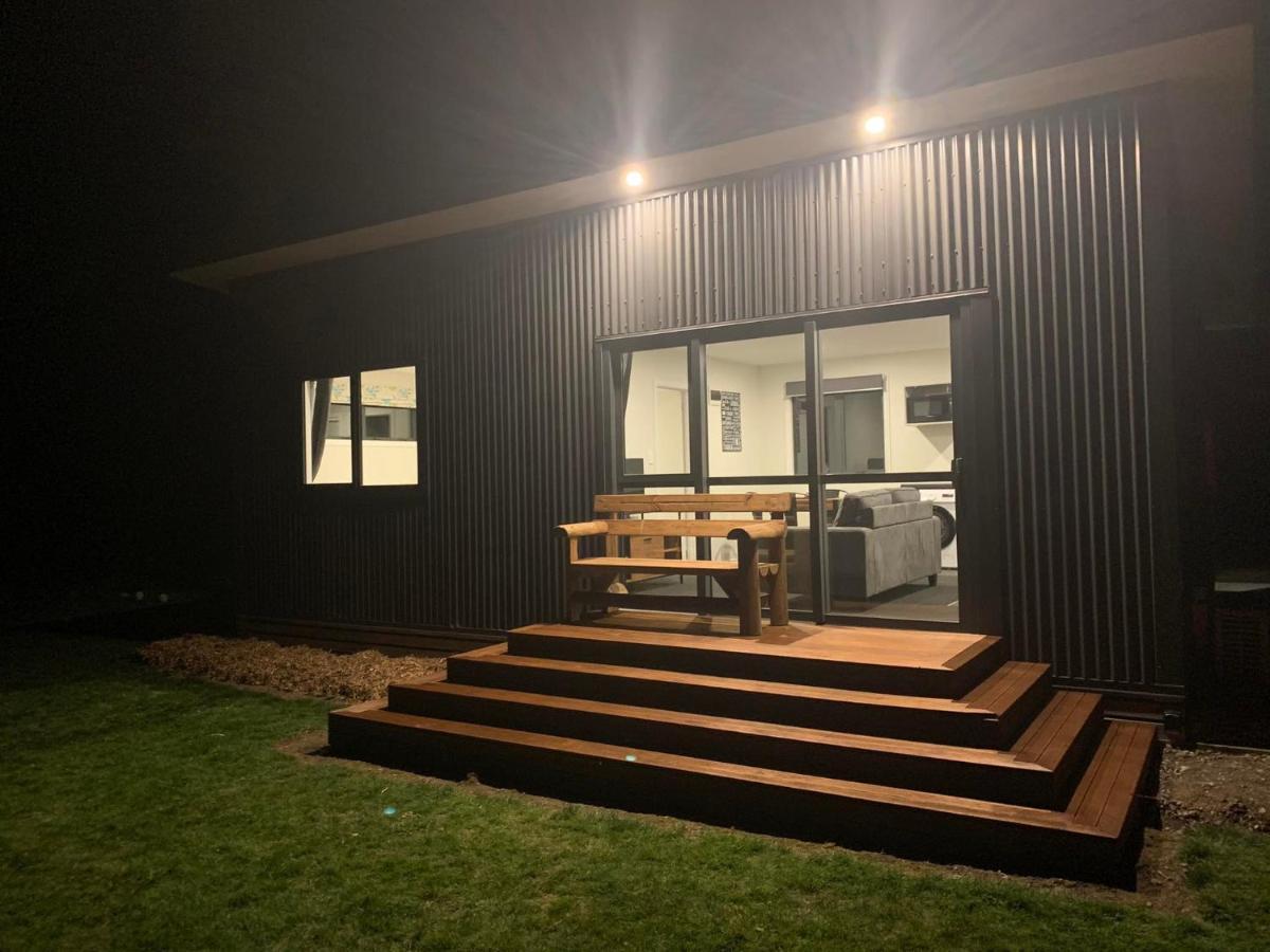Oxford - Under The Mountains 1-Bedroom Guesthouse Burnt Hill Εξωτερικό φωτογραφία